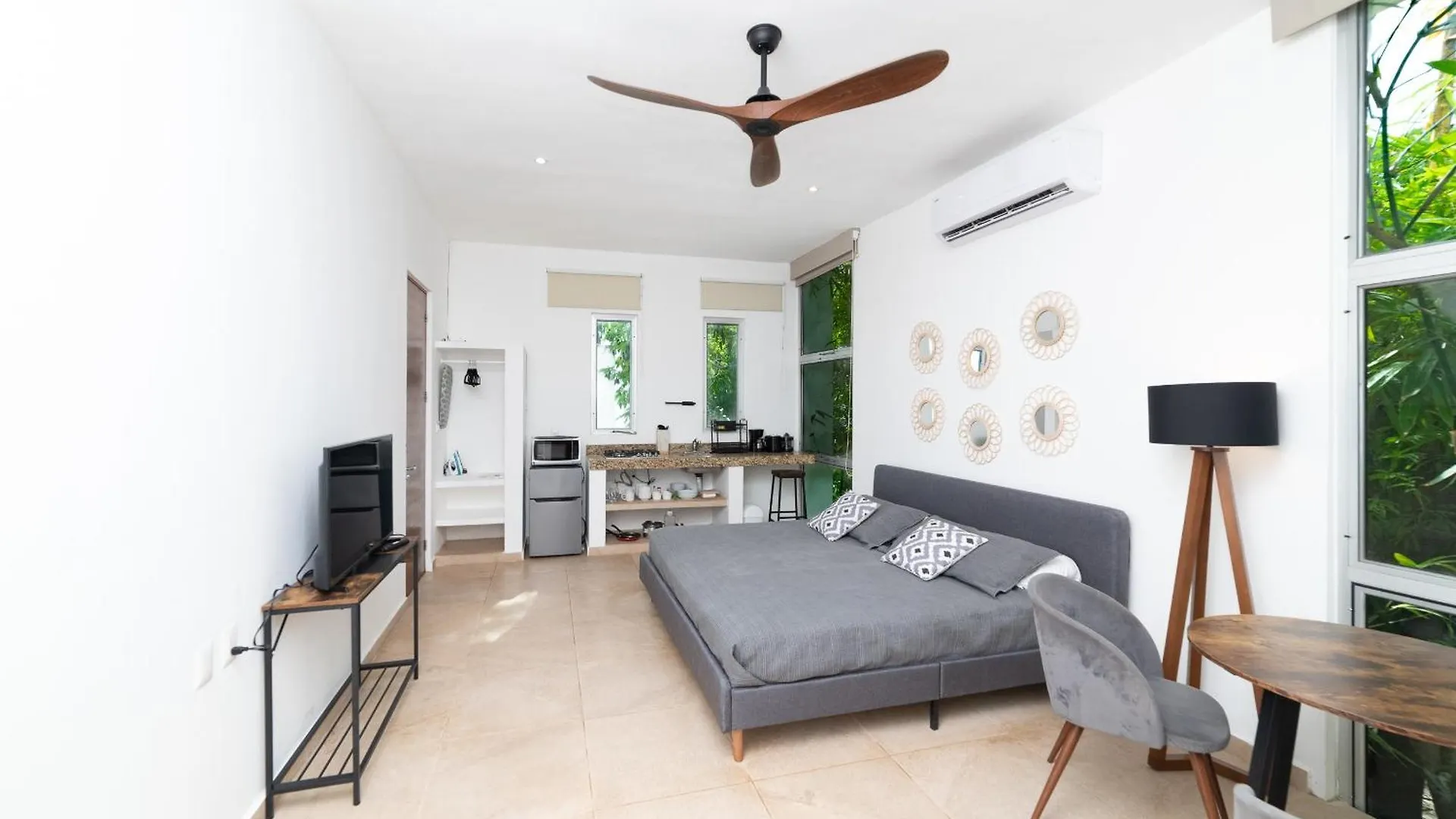 شقة Large Loft With Private Pool And Amazing Sunset Views In The Heart Of تولوم